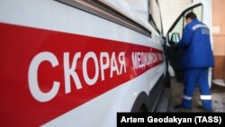 Медицинскую помощь квалифицировано могут оказывать лишь медики