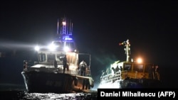 Gara deňizdaki gämiler