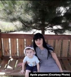 Максим Дудник з мамою