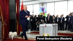 Александр Лукашенко добуш берүү учурунда. 26-январь, 2025-жыл 