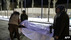 تصویر آرشیف: قربانیان رویداد خونین در بامیان که به تاریخ ۲۴ نوامبر ۲۰۲۰ به وقوع پیوسته بود