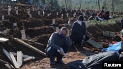 Маркумдар коюлган жай 