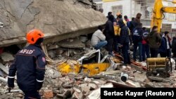 Последствия землетрясения в Турции. 