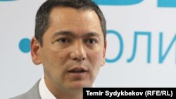 Өмүрбек Бабанов.