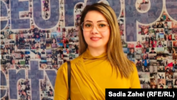 سعدیه زاهل، مجری برنامۀ سرود و سخن رادیو آزادی 