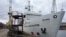 Судно пришвартоване в глибині Одеського морського торговельного порту. Екіпаж і науковці готуються до нової наукової експедиції