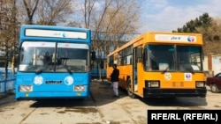 کتابخانه سیار چهارمغز