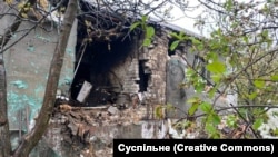 Будинок родини після обстрілів. Фото: Суспільне