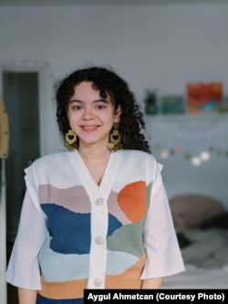 Айгөл Әхмәтҗан