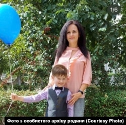 Олексій Бондар з мамою Іриною