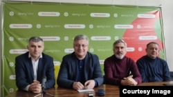 Слева направо: Леуан Лагулаа, Леван Микаа, Ахра Бжания и Тенгиз Джопуа