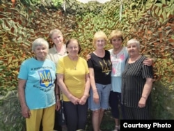 Лідія Ярош серед волонтерів