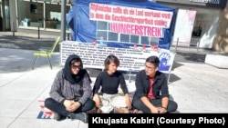 خیمه تحصن اعتصاب کننده گان غذایی در شهر کلن جرمنی 