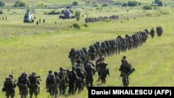 НАТОнун машыгуусу.  Иллюстрациялык сүрөт.