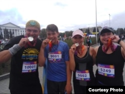 Повненькі, батько й син, у Краматорську