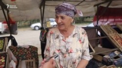 Баткен: багбандын багын ачкан базар