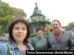 Батьки Ганни Поповиченко виїхали з Луганська та оселилися в Сєвєродонецьку