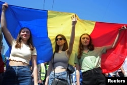 Жаштар Молдованын Евробиримдик менен ынтымак куруу нугун колдогон коомдук жыйынга жигердүү катышты. Кишинёв, 21-май, 2023-жыл.