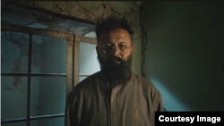 Кадр с актёром, сыгравшим репрессированного последователя джадидизма в узбекском документальном фильме «Мечтатели» об интеллектуальной элите начала ХХ века
