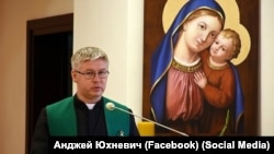 Айцец Анджэй Юхневіч