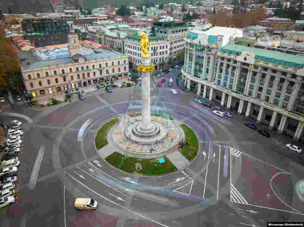 Был открыт в Тбилиси в 2006 году по инициативе Михаила Саакашвили.