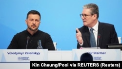 Британиянын премьер-министри Кир Стармер жана Украинанын президенти Владимир Зеленский. Британия. 18-июль, 2024-жыл.
