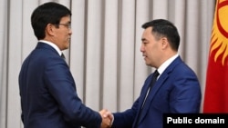 Эдил Байсалов жана Cадыр Жапаров. Архивдик сүрөт.