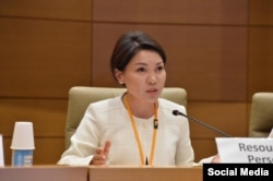 Элвира Сурабалдиева