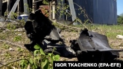 Уламки ракети після обстрілу РФ промислової зони в Одесі, Україна, 18 травня 2023 року. Фото ілюстративне