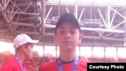 Ислам Халилов