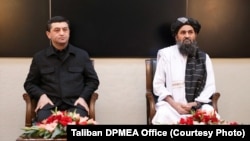 ملا عبدالغنی برادر در دیدار با معاون صدراعظم قراقستان که به کابل سفر کرده است 