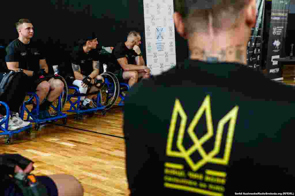 Invictus Games навколо спортивних змагань будують спільноту, &laquo;яка об&rsquo;єднує людей зі схожим досвідом та допомагає їм долати наслідки поранень, травм і хвороб за підтримки сім&rsquo;ї, побратимів та суспільства&raquo;. Про це заявлено на сайті організації