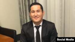 Акбар Сүйүнбаев.