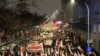 Польща: у Варшаві багатотисячний протест на підтримку заарештованих ексурядовців