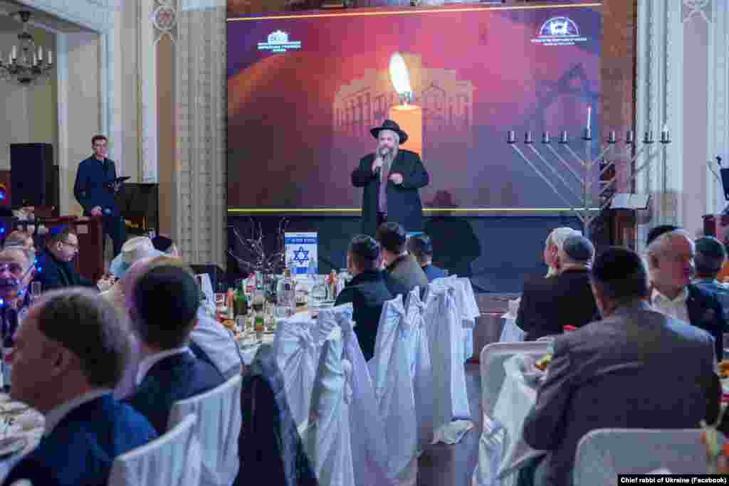 Головний рабин України на святкуванні Хануки&nbsp;у&nbsp;Центральній синагозі міста Києва