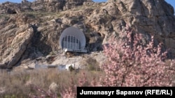 Сулайман-Тоо.