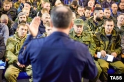 Мобілізовані громадяни Росії під час відправлення в зону бойових дій в Україні. Ставропольський край, 17 жовтня 2022 року