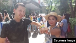 Бурул Усманали Украинаны колдогон пикетте.