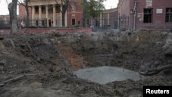 Russiýanyň 6-njy noýabrda Ukrainanyň Odesa atan raketasynyň galdyran yzy.