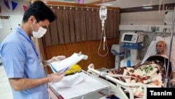 یکی از شفاخانه های ایران - عکس از آرشیف