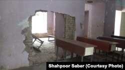 یکی از مکاتبی که در زلزله های ماه اکتبر سال گذشته ولایت هرات تخریب شده است.