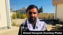 حفیظ الله باشنده ولایت پروان که به تازگی از پاکستان اخراج شده می گوید با مشکلات زیاد مواجه است