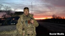 Засновник медичного волонтерського проєкту Phoenix медик із позивним Тейлор