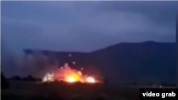 Өрт Старый Крым шаарына жакын жердеги ок-дары сакталган кампада тутанган.