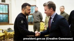 Президент України Володимир Зеленський та міністр оборони Швеції Пол Йонсон. Київ, 24 лютого 2024 року