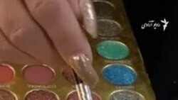 "باید در خانه بنشینم و منتظر معجزه باشم"، تاثیر بسته شدن آرایشگاه ها بر زنده گی هزاران آرایشگر
