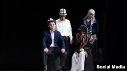 "Ыйык жандар" спектакли.