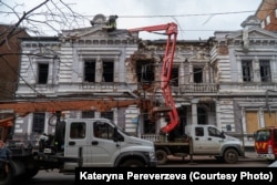 «У нас є жарт: «сфоткаю цю будівлю, поки її не рознесло»