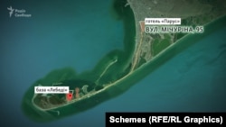 За даними «Схем», Пономарьова могли утримувати на іншій базі на косі – «Парус»