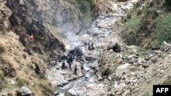 منطقه یی که انجنیران چینی هدف حمله قرار گرفتند و موتر آنان به داخل یک دره سقوط کرده بود